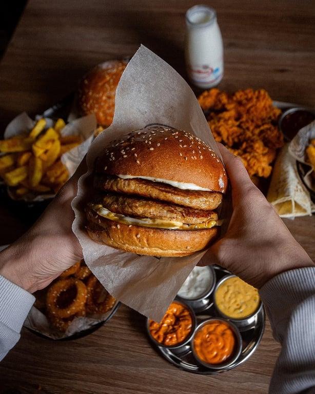Mama's Burger Eryaman Port Avm fotoğraf 16