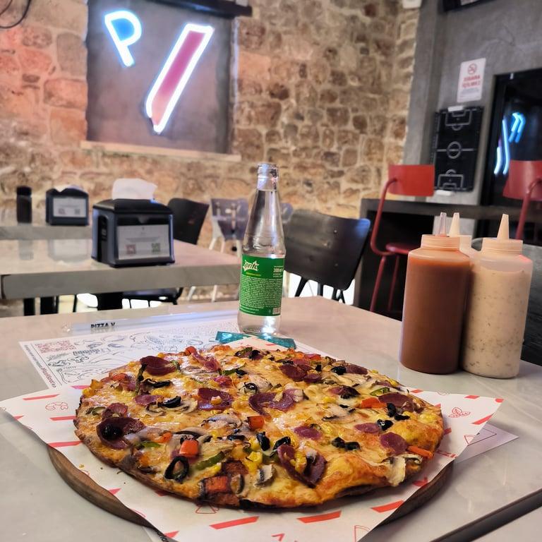 Pizza V Kaleiçi fotoğraf 8