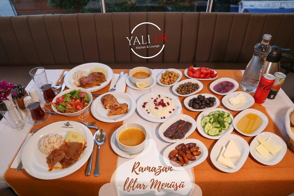 Yalı Er Kitchen Lounge ( Yalı Cafe - Erdilli Gourmet ) fotoğraf 4
