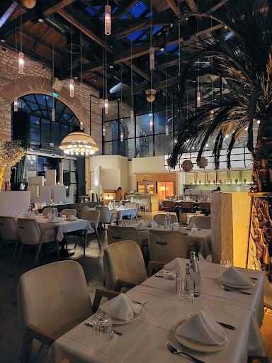 Levantine İstanbul fotoğraf 7