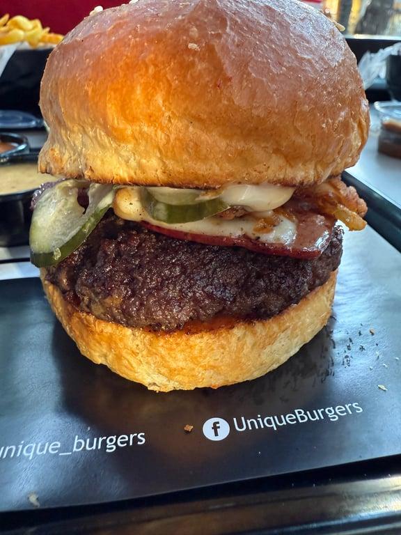 Unique Burgers fotoğraf 7