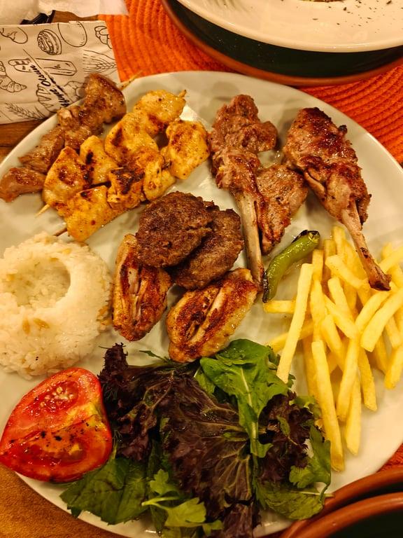 Family Cave Restaurant fotoğraf 6