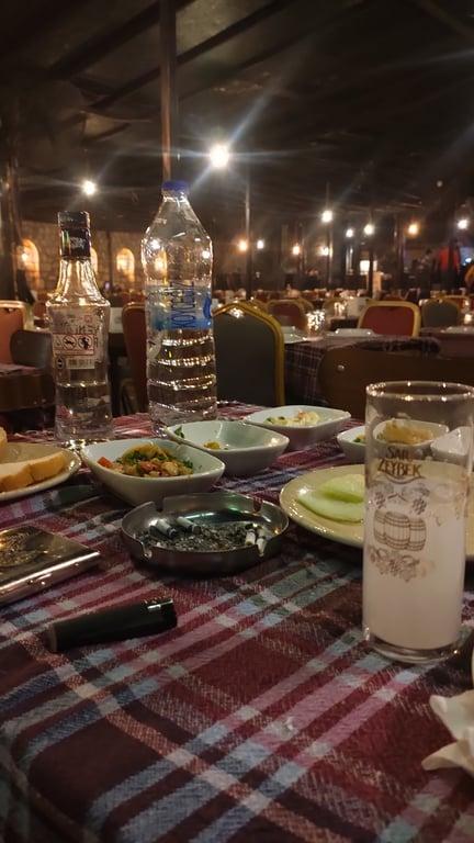İsyan Meyhanesi fotoğraf 7
