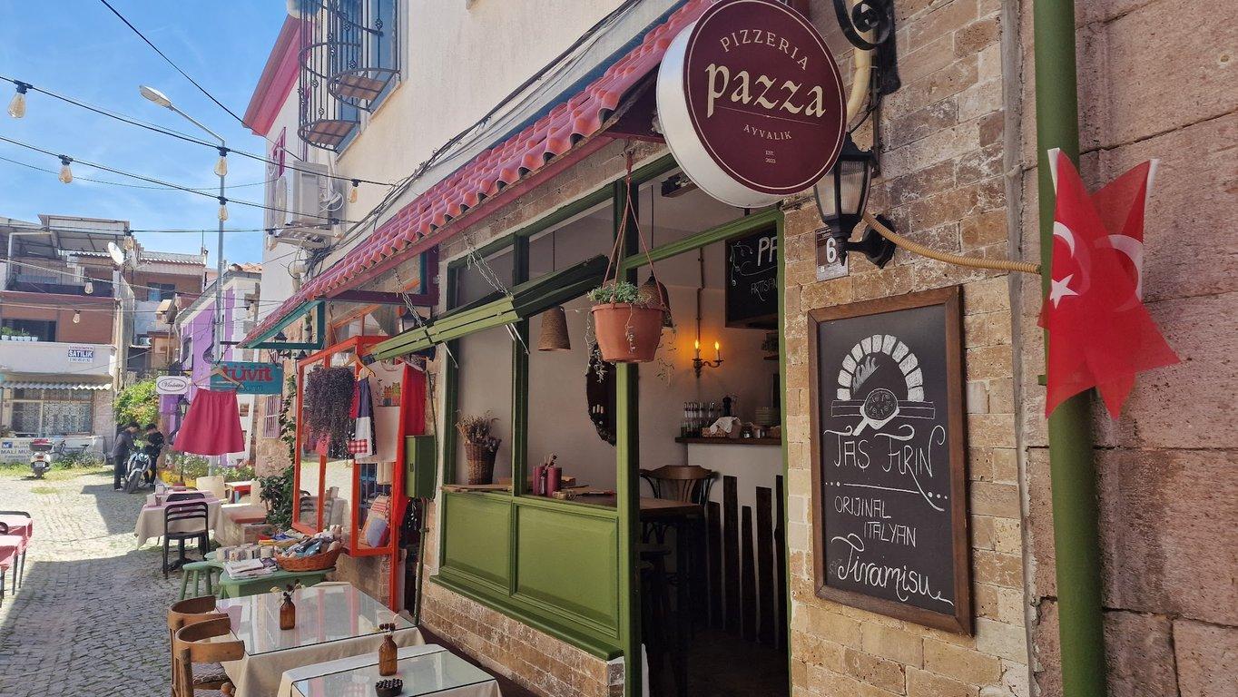 Pizzeria Pazza fotoğraf 7