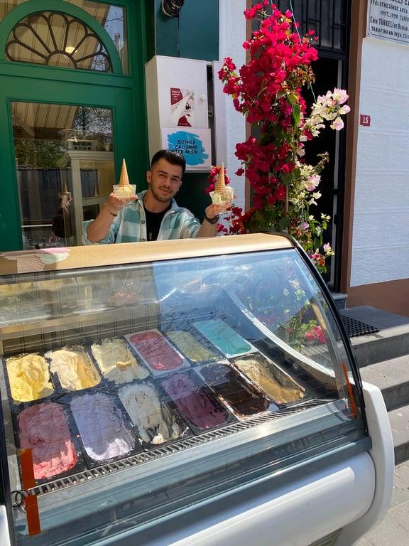 Â La Lune Patisserie - Üsküdar fotoğraf 13