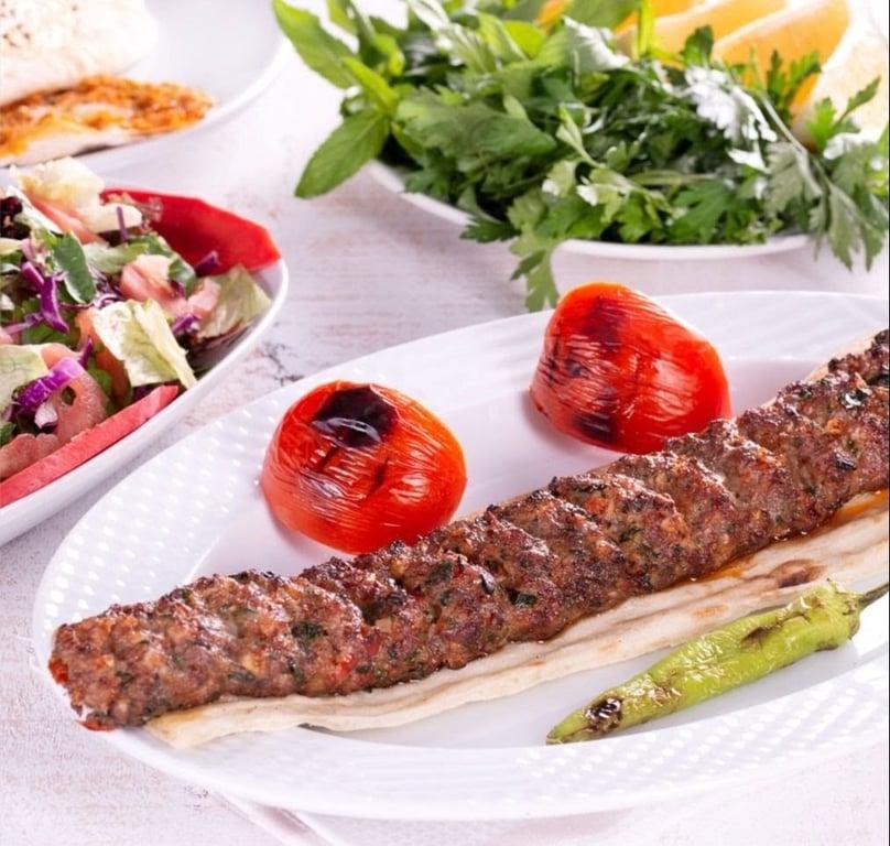 Zeki Usta Kebap Kenanevren Şubesi fotoğraf 5
