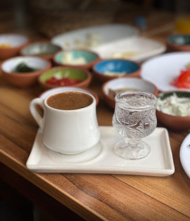 VAN AHTAMARA BEYOĞLU KAHVALTI (TURKİSH BREAKFAST) fotoğraf 16