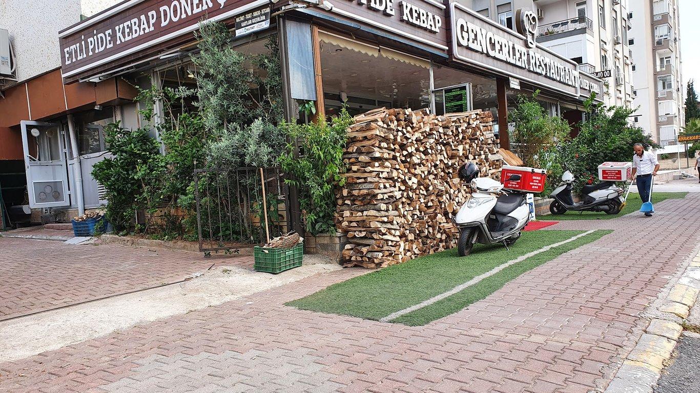 Gencerler Etli Pide Kebap Döner Çorba fotoğraf 6