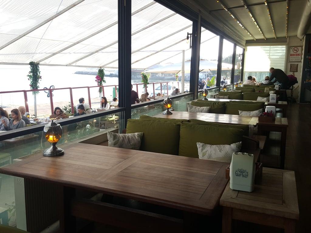 URLA YAKAMOZ Cafe Restoran fotoğraf 2