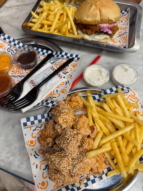Salt Fried Chicken Kadıköy fotoğraf 4