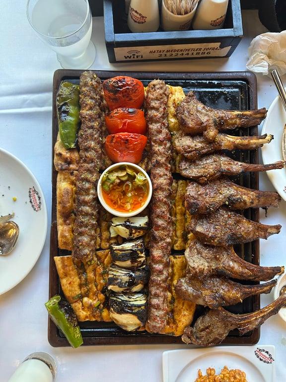 Medeniyetler Sofrası - Al Madina Restaurant İstanbul (Taksim/Beyoğlu) fotoğraf 4