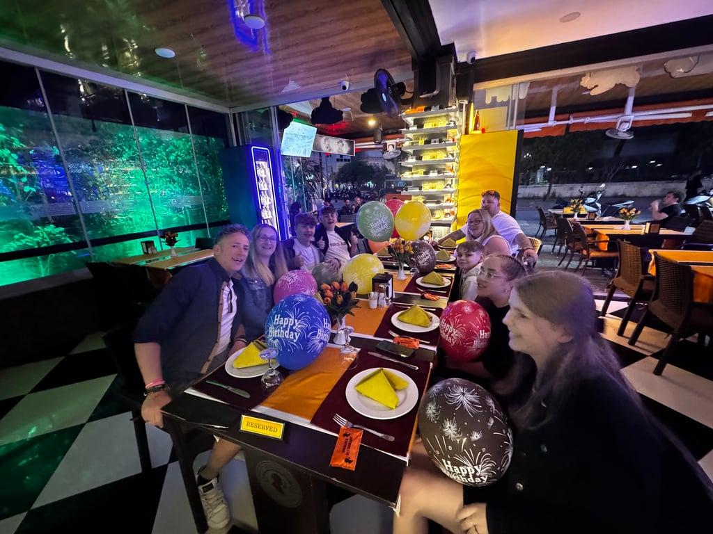Sherlock Holmes Restaurant Cafe Bar Alanya Turkey fotoğraf 5