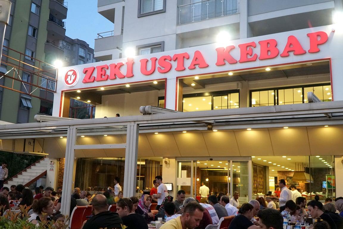 Zeki Usta Kebap Türkmenbaşı Şubesi