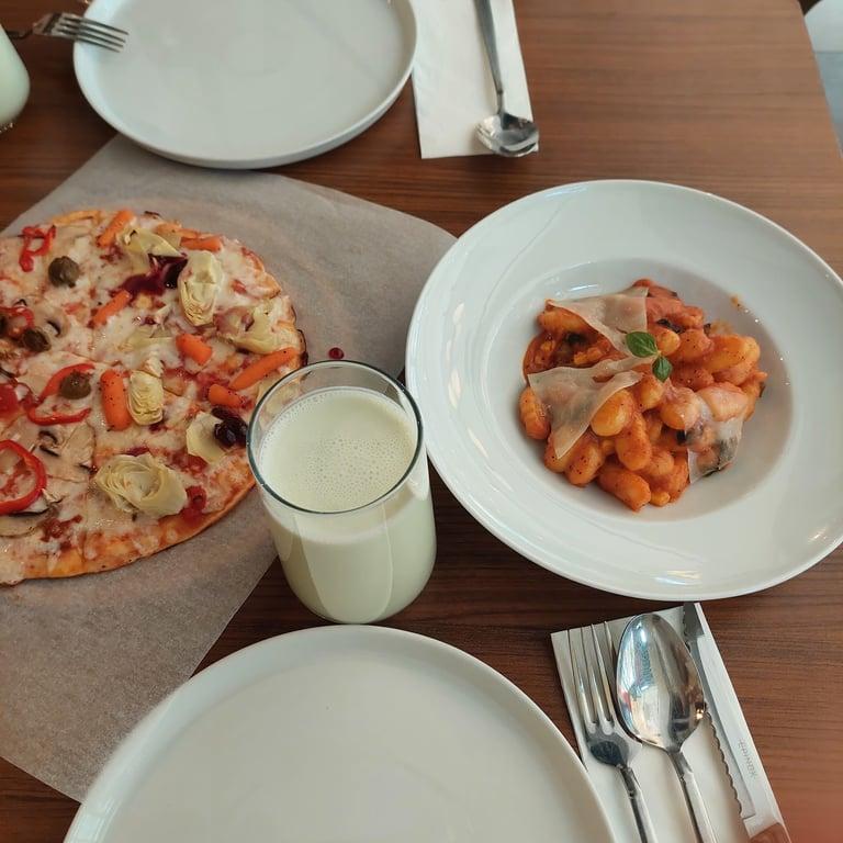 8 Dil Pizza (Eski 3. Cadde) fotoğraf 13