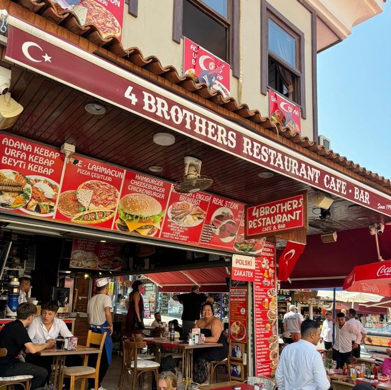 4 Brothers Dedem K. Restaurant fotoğraf 10