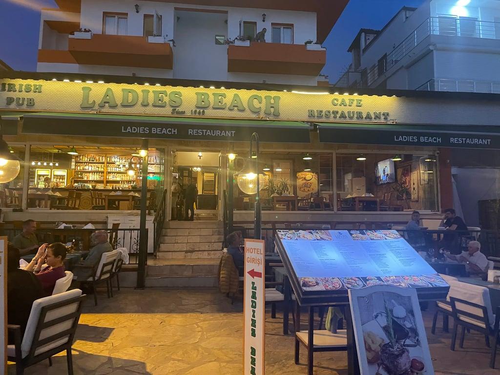 Ladies Beach Restaurant Cafe & Bar fotoğraf 9