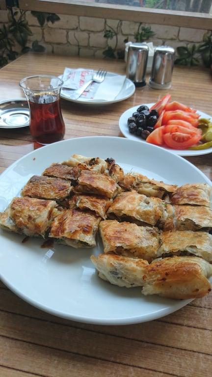 MEŞHUR ANTALYA SERPME BÖREKCİSİ fotoğraf 15