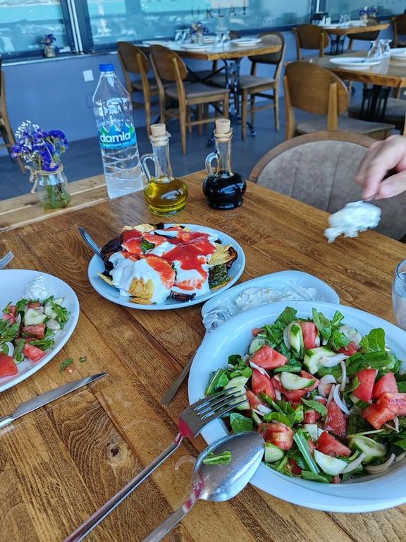 Adresim Urla Restoran fotoğraf 8