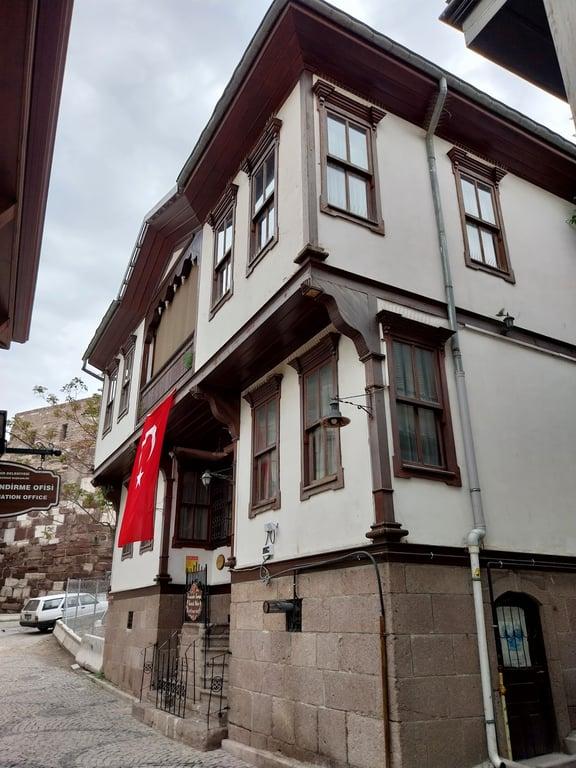 Kınacızade Konağı