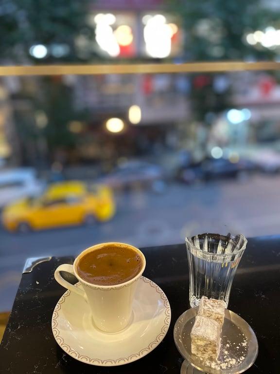 Bolulu Hasan Usta Süt Tatlıları Tunalı Hilmi Şubesi fotoğraf 7