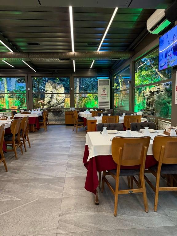 Al Madina Restaurant fotoğraf 3