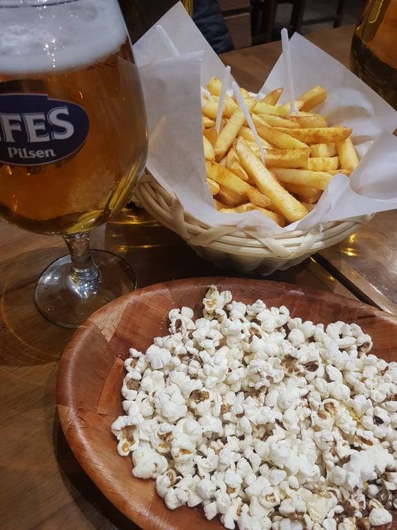 Kuzen Beer Cafe fotoğraf 17