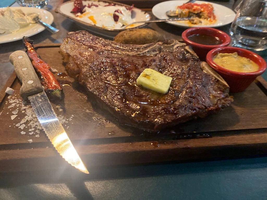Vahap Usta Et Restaurant