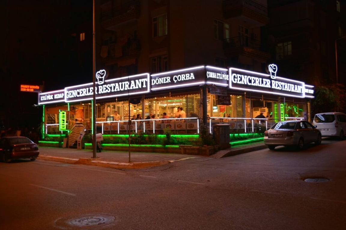 Gencerler Etli Pide Kebap Döner Çorba