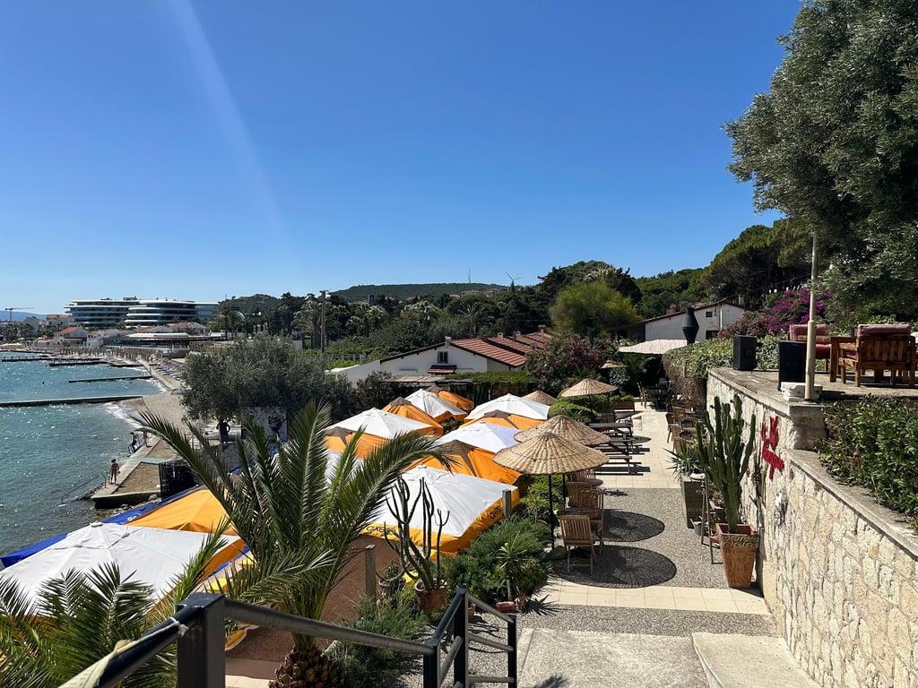 Bonjour Beach fotoğraf 9