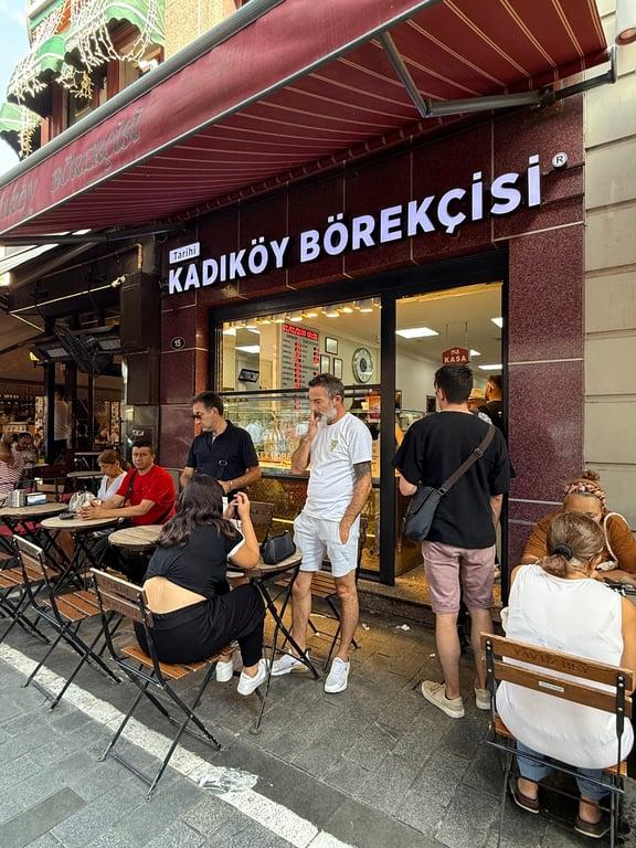 Tarihi Kadıköy Börekçisi fotoğraf 7