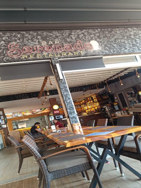 Serenade Restaurant Bar fotoğraf 5