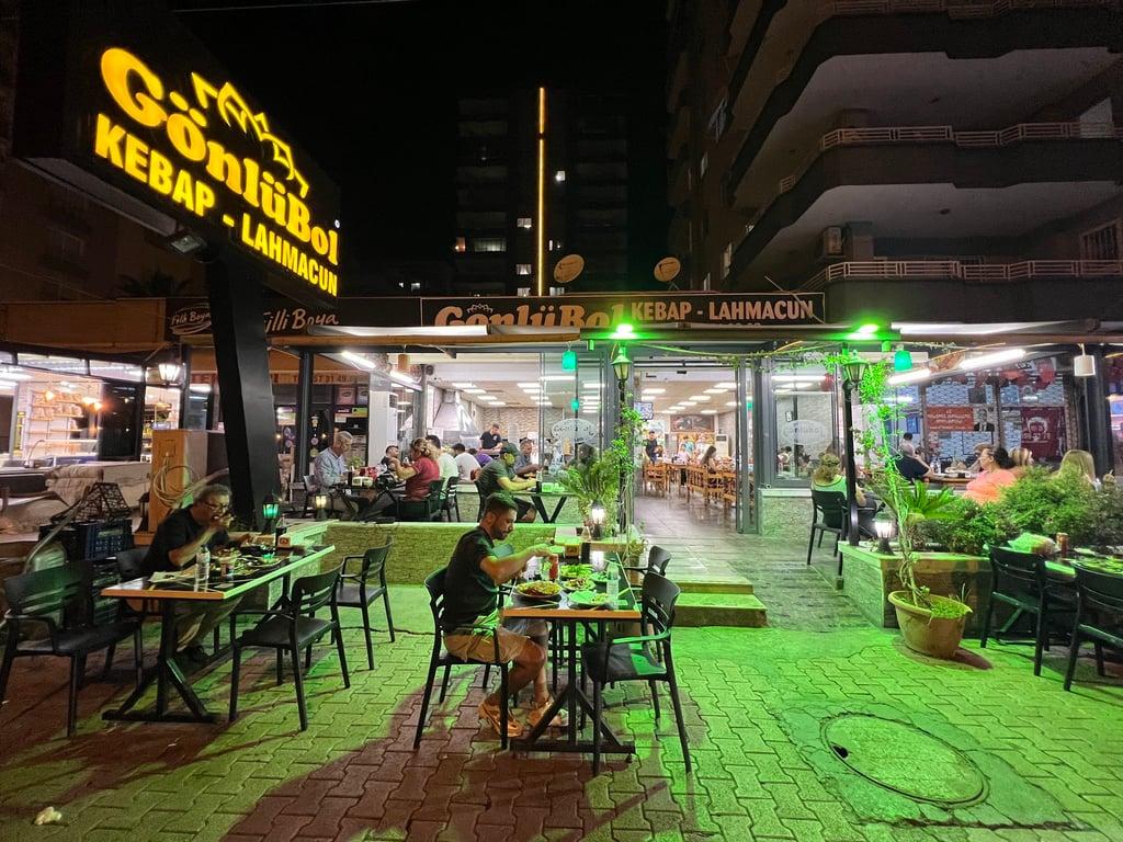 Gönlübol Kebap Lahmacun Salonu fotoğraf 12