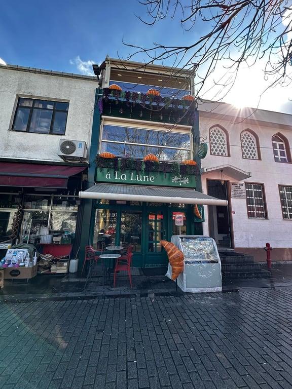Â La Lune Patisserie - Üsküdar fotoğraf 16