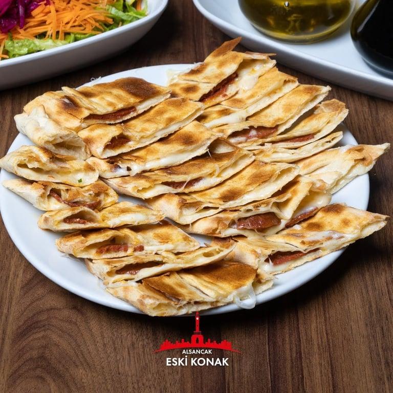 Alsancak Eski Konak Pide Kebap fotoğraf 14