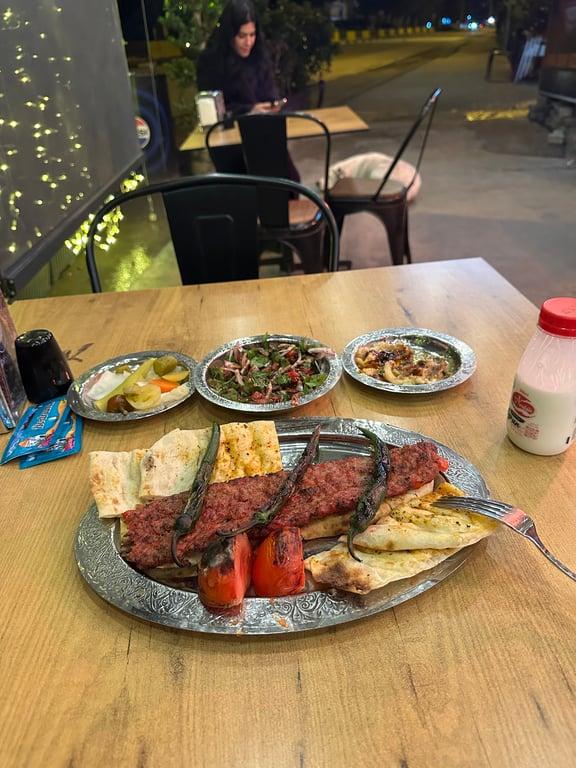 Satırda Adana Bitez Dürüm fotoğraf 8
