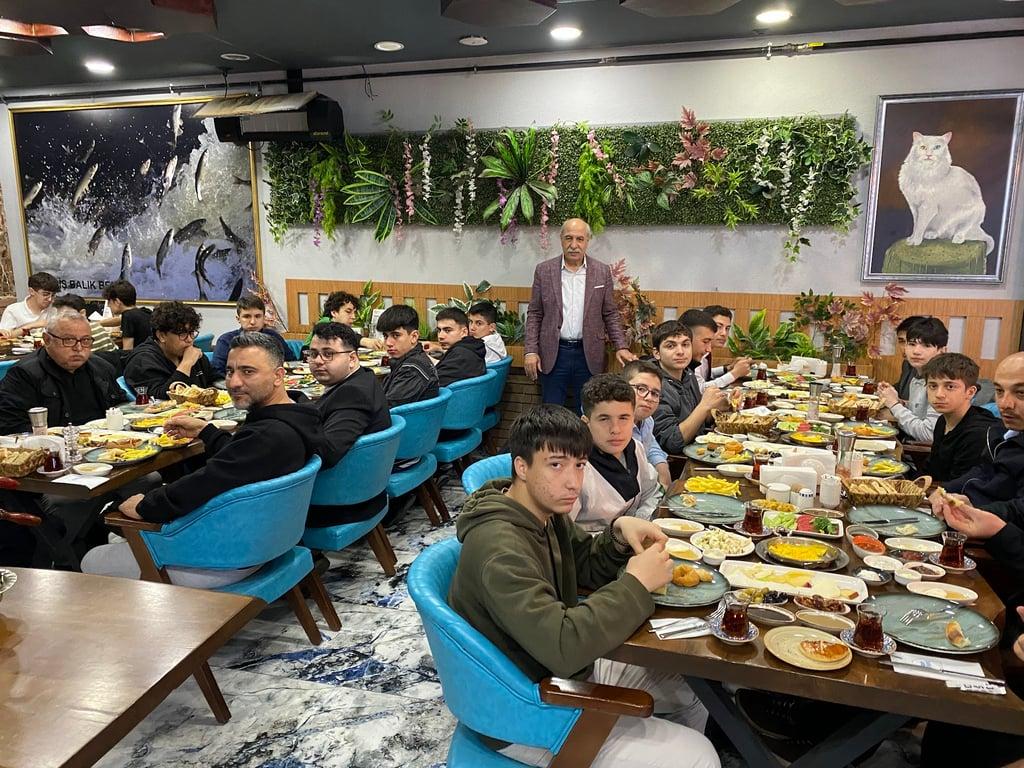 Üsküdar Van Kahvaltı Salonu Cafe & Restaurant fotoğraf 3