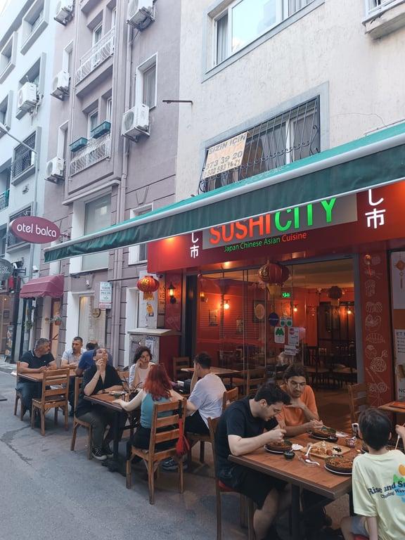 SushiCity Restaurant Alsancak Japon Chinese Asian Cuisine fotoğraf 12