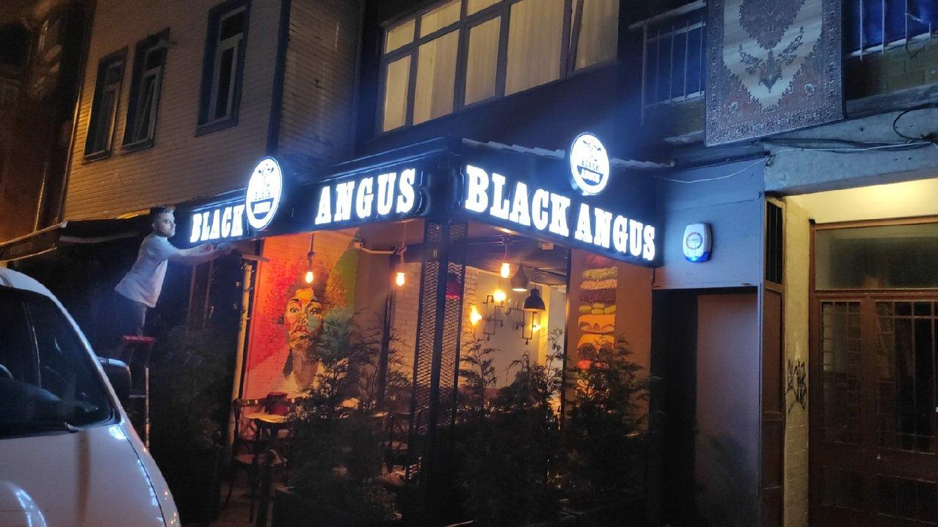 Black Angus fotoğraf 3