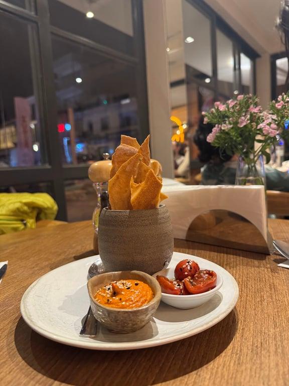 NOMADES Cafe & Restaurant fotoğraf 15