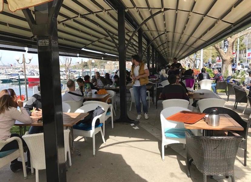 Tesadüf Cafe & Restaurant Fenerbahçe fotoğraf 20