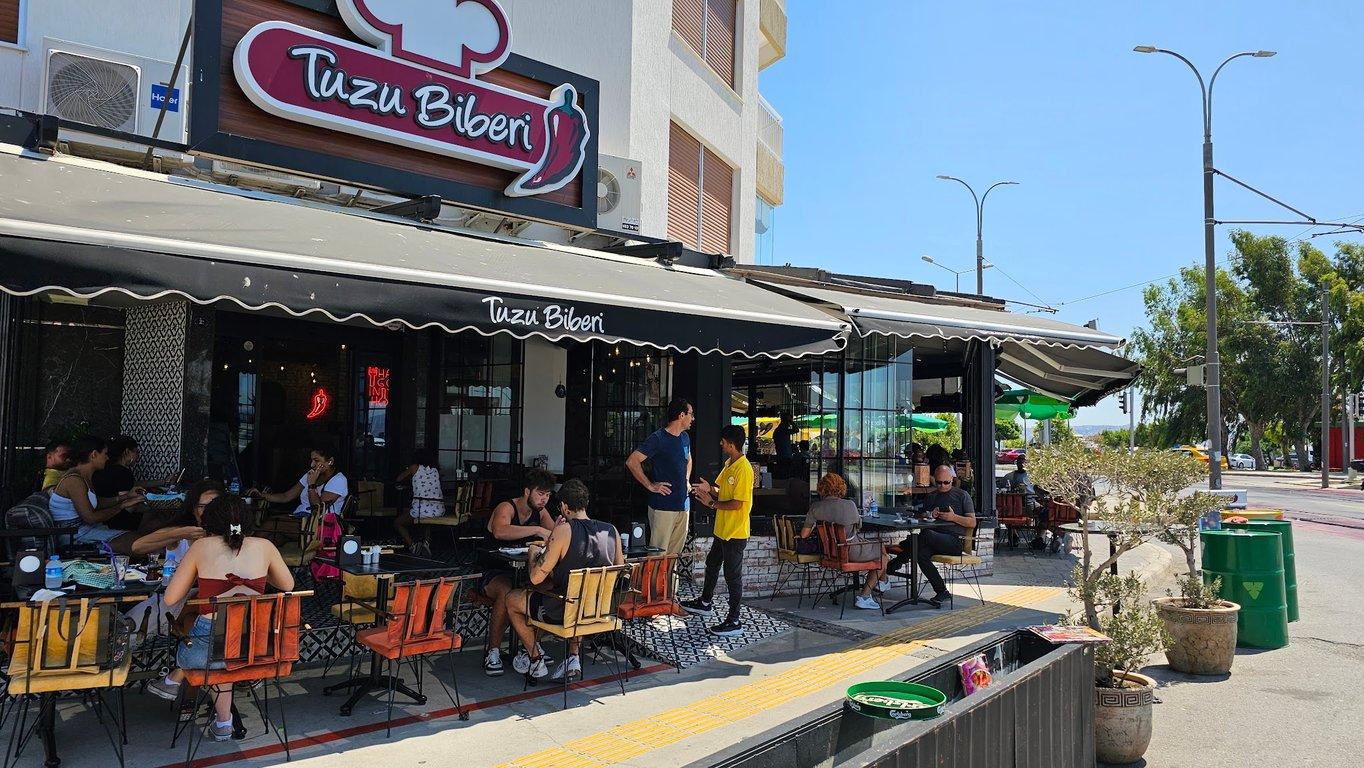 Tuzu Biberi Bostanlı - Kahvaltı Bistro Cafe