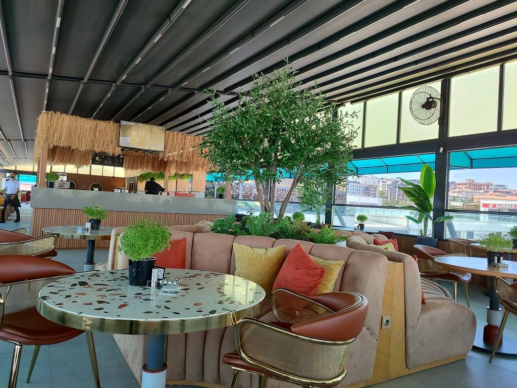 Juji Lounge
