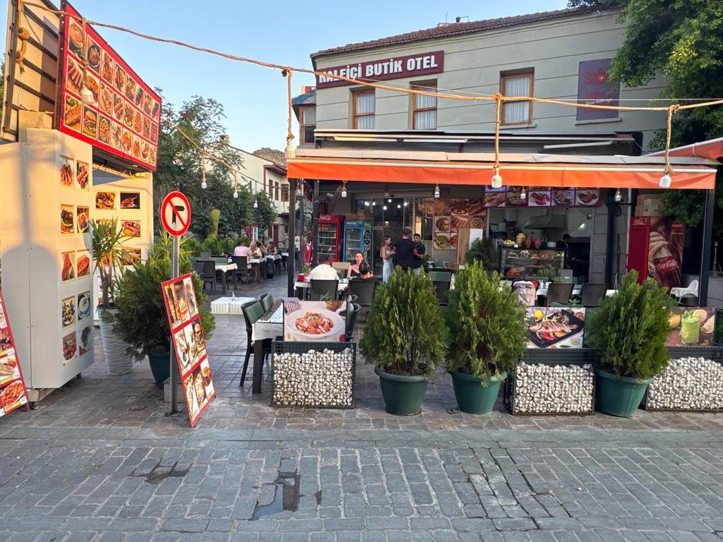 ŞAMPİYON KOKOREÇ KALEİÇİ