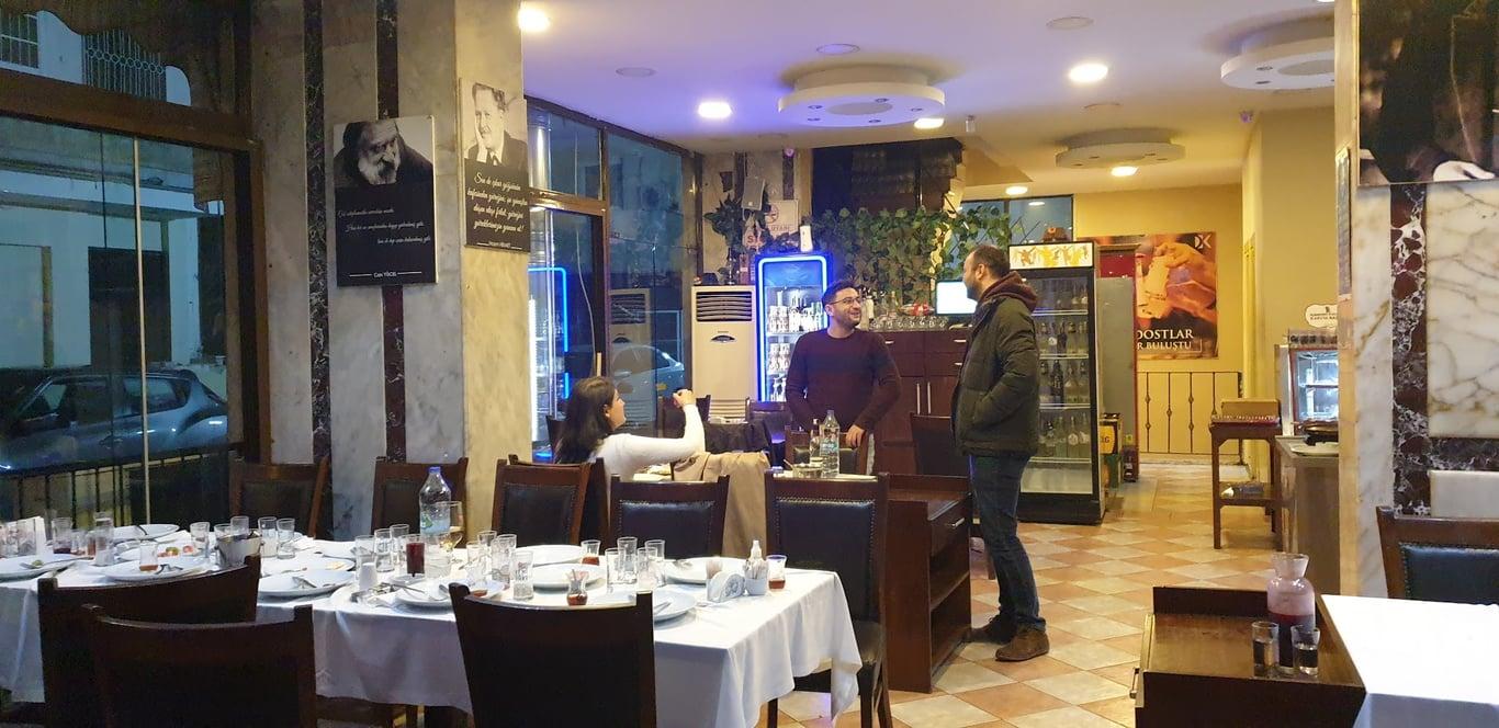 Eski Dostlar