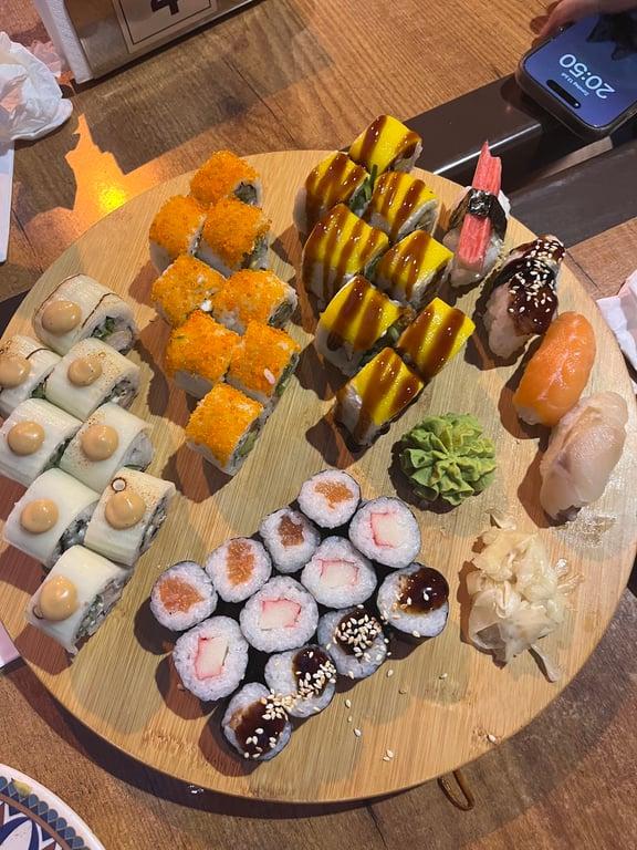 SushiCity Restaurant Alsancak Japon Chinese Asian Cuisine fotoğraf 4