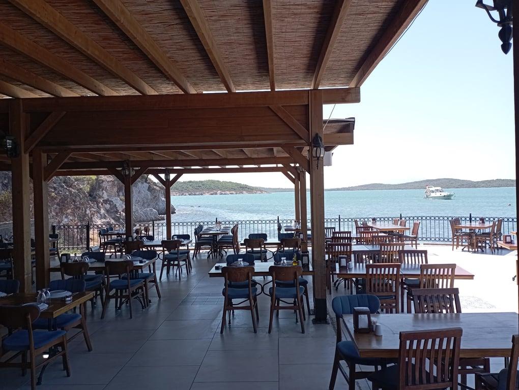 Paşa Limanı Plaj & Restoran