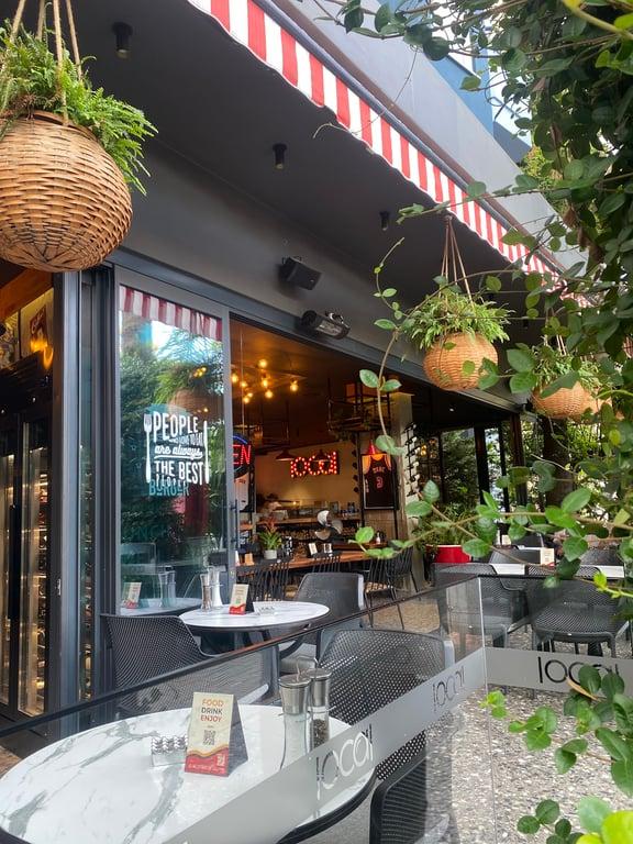 Cafe Local fotoğraf 17