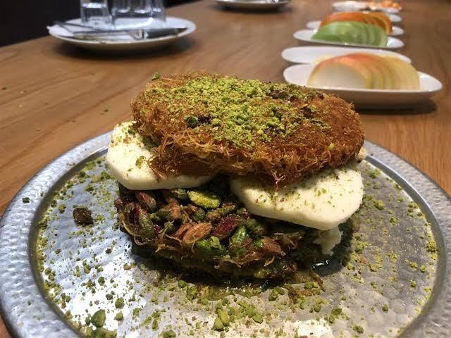 Burger Künefe fotoğraf 8