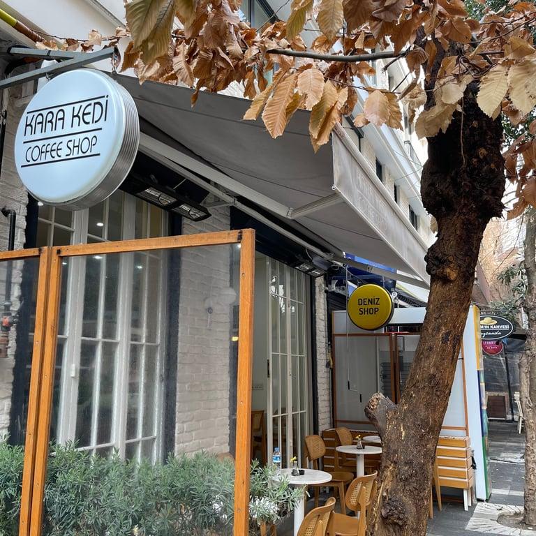 Kara Kedi Coffee Moda Şubesi fotoğraf 9