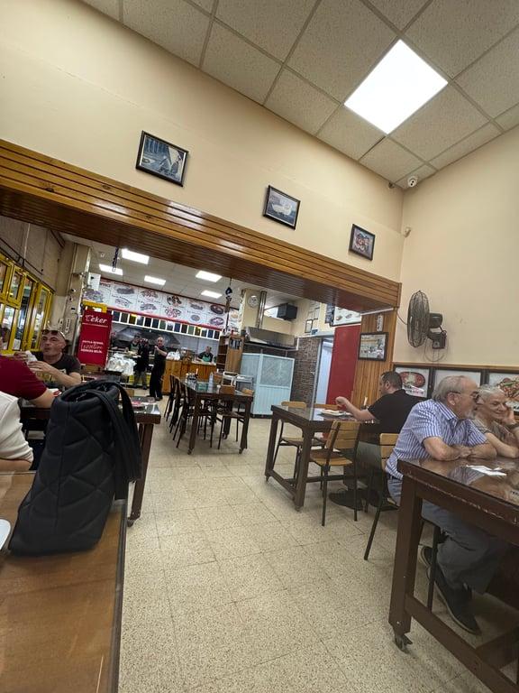Bizim Köfteci Pide Salonu fotoğraf 10